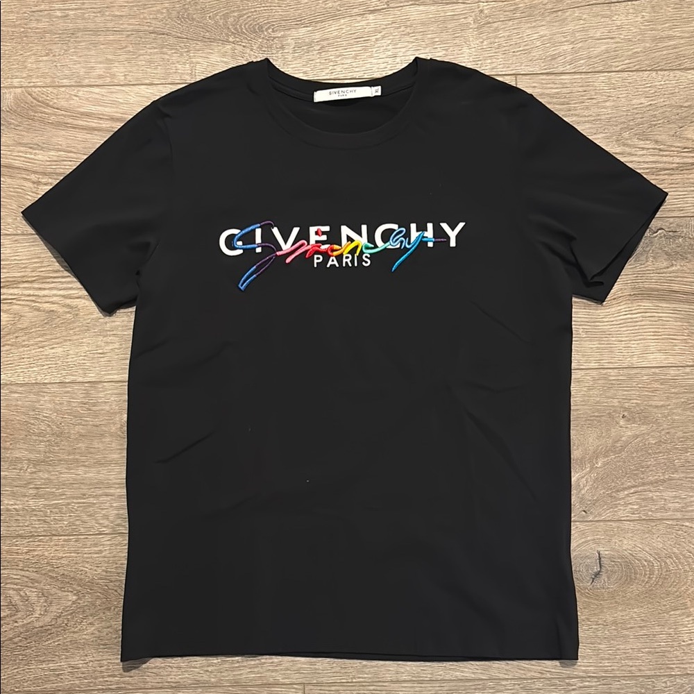 Givenchy Black Short Sleeve Tee with Gradient Logo